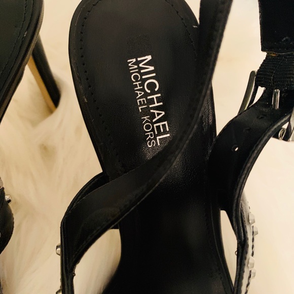 Michael Kors brand new Sandal - Picture 11 of 13